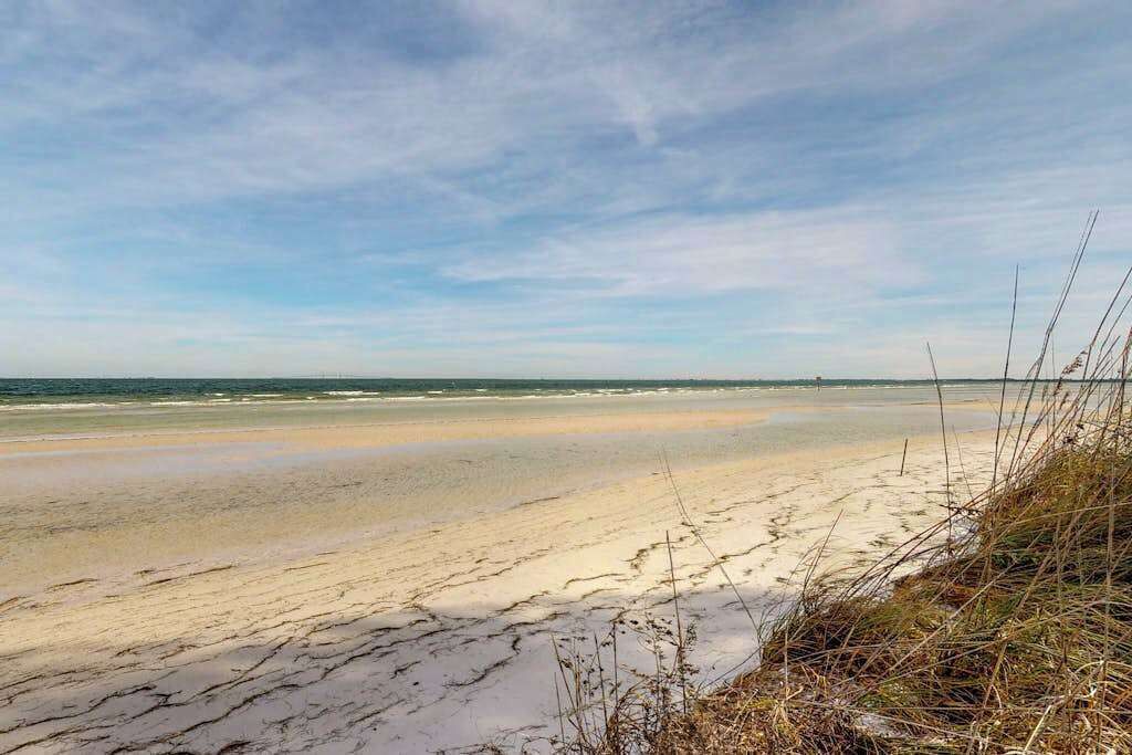 Photo of Others in Anna Maria