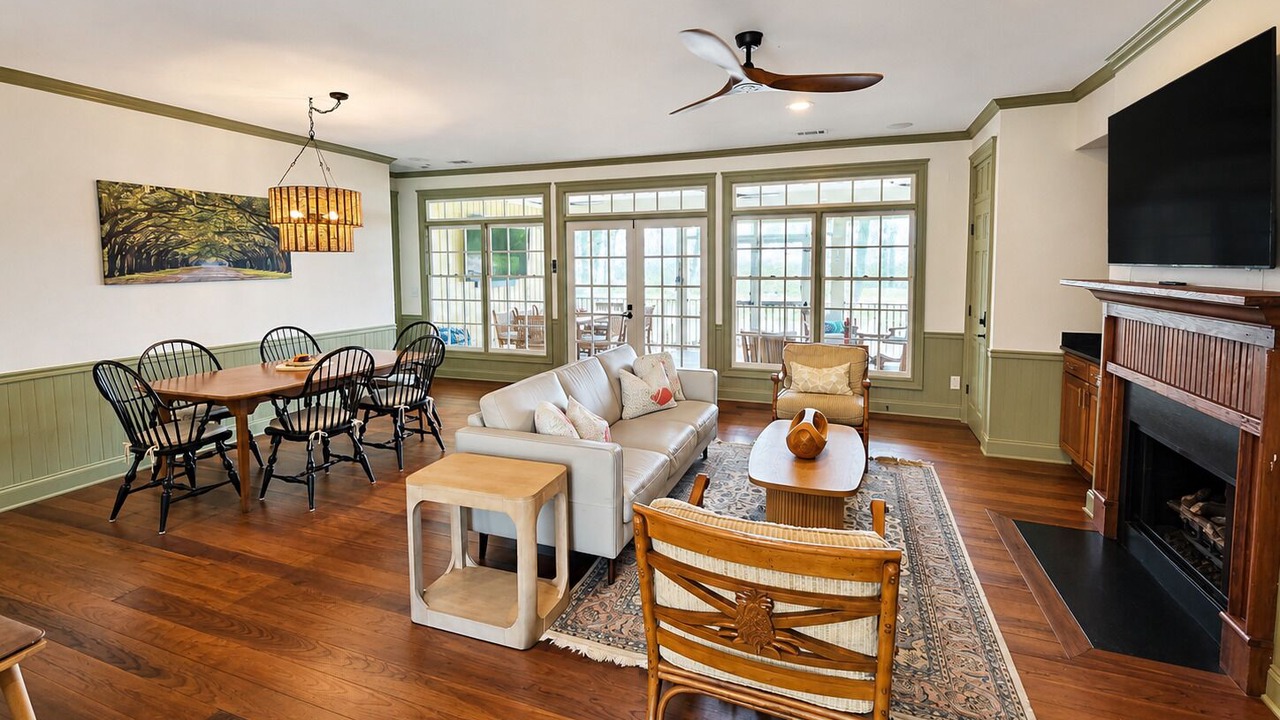 Photo of Livingroom in Melrose on the Beach