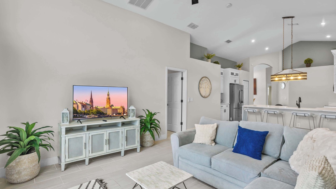 Photo of Livingroom in Seasons