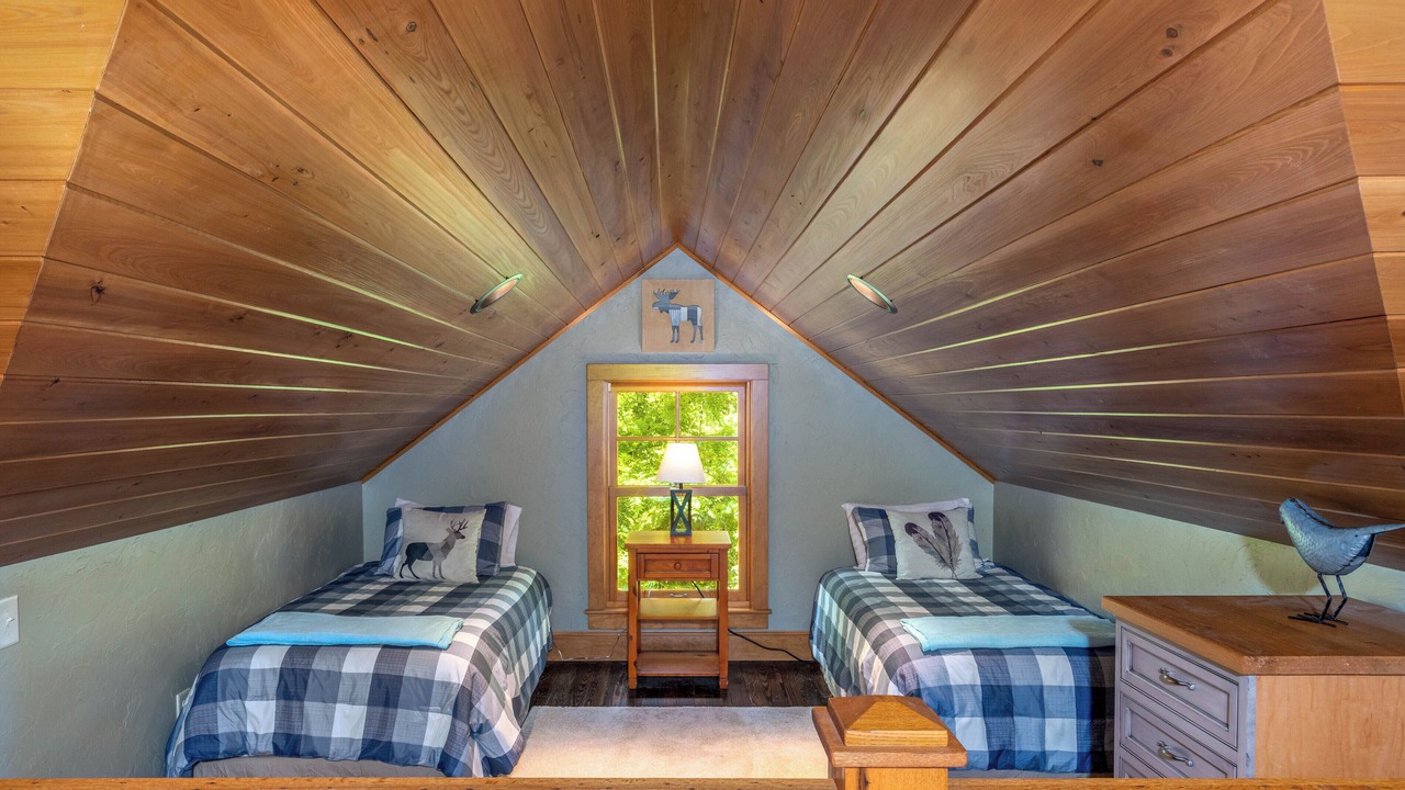 Photo of Bedroom in Cullowhee