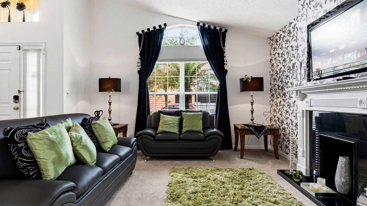 Photo of Bedroom in Seasons