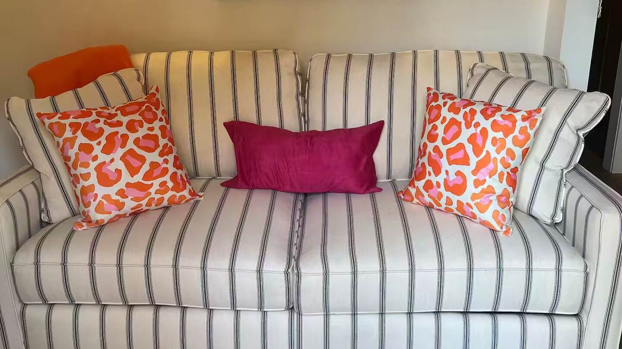 Photo of Livingroom in Seneca