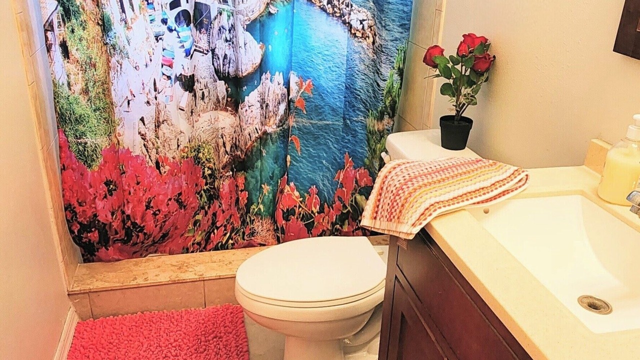 Photo of Bathroom in Pine Castle
