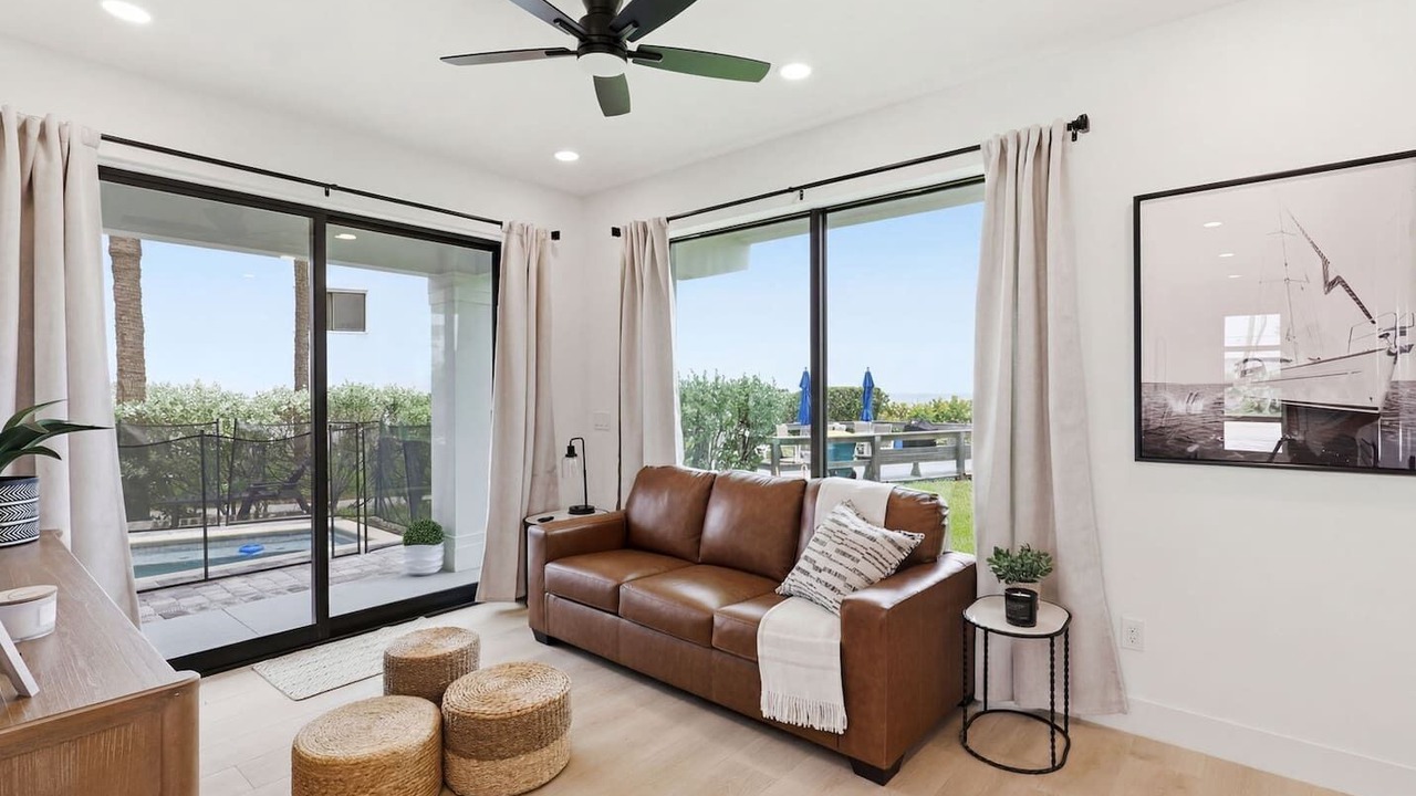 Photo of Livingroom in Melbourne Beach