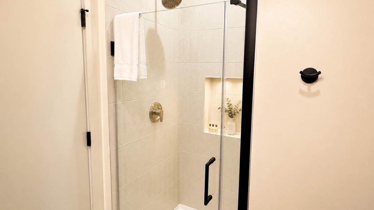 Photo of Bathroom in Metropolitan
