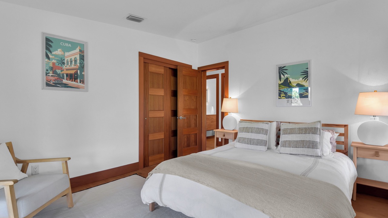 Photo of Bedroom in Naples