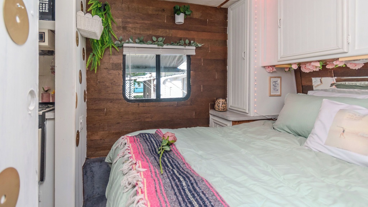 Photo of Bedroom in Meadowlawn