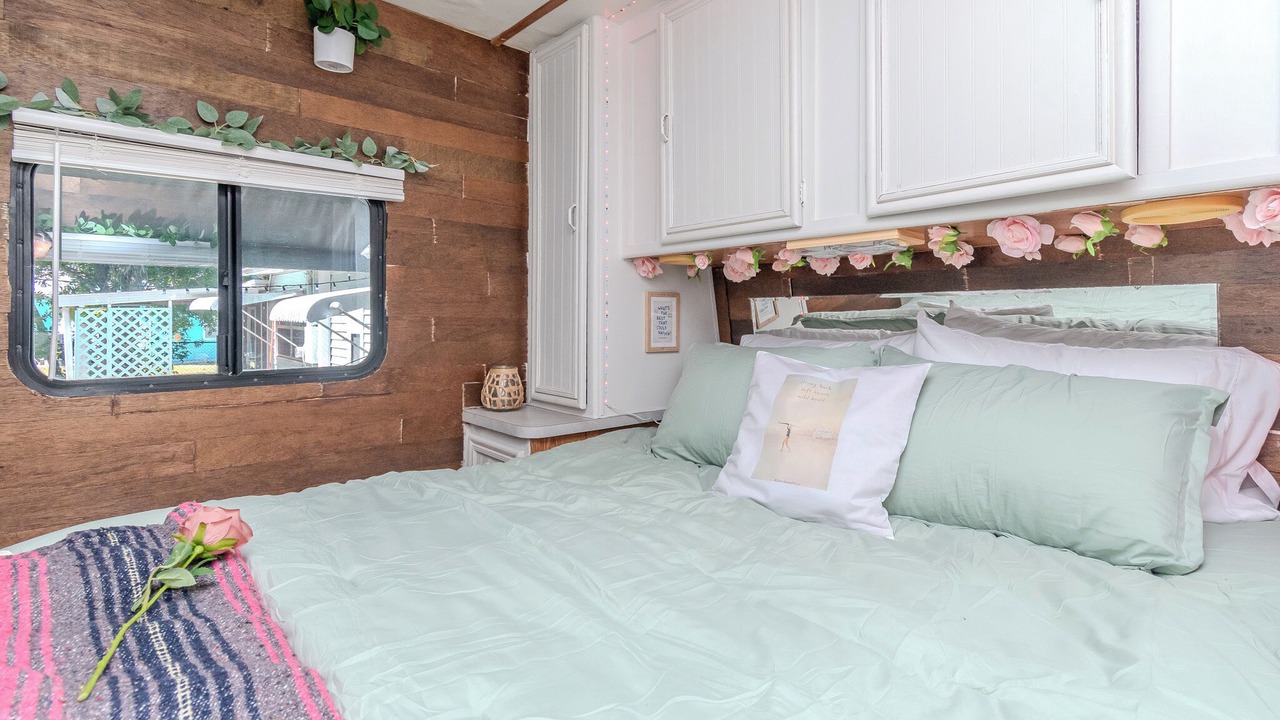 Photo of Bedroom in Meadowlawn