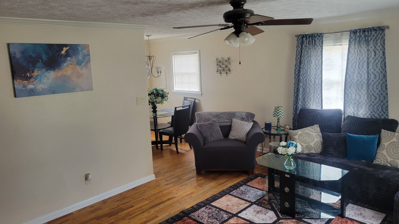 Photo of Livingroom in Lumberton
