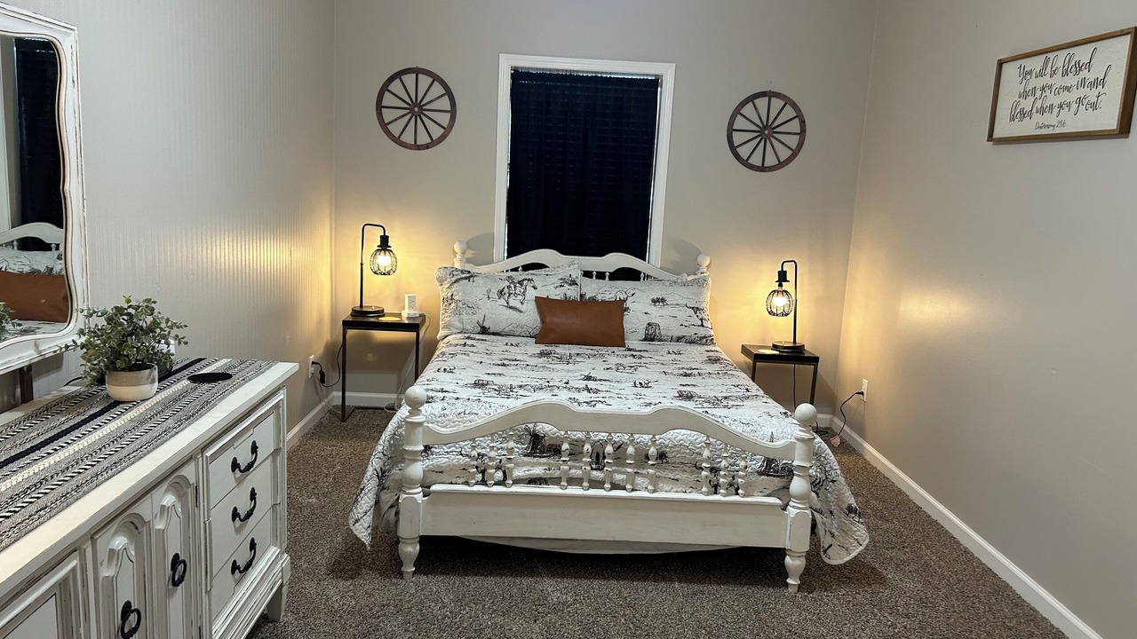 Photo of Bedroom in Abbeville