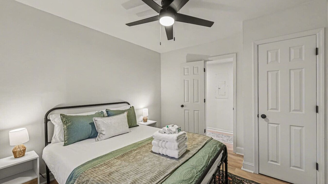 Photo of Bedroom in Hanahan