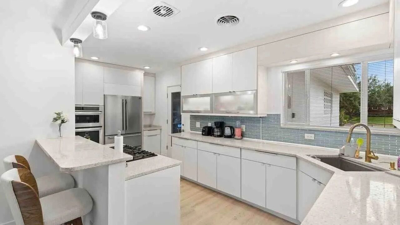 Photo of Kitchen in Snell Isle