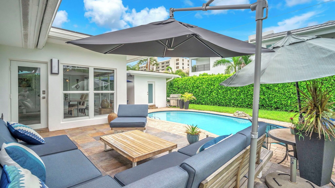 Photo of Outdoor in Poinsettia Heights