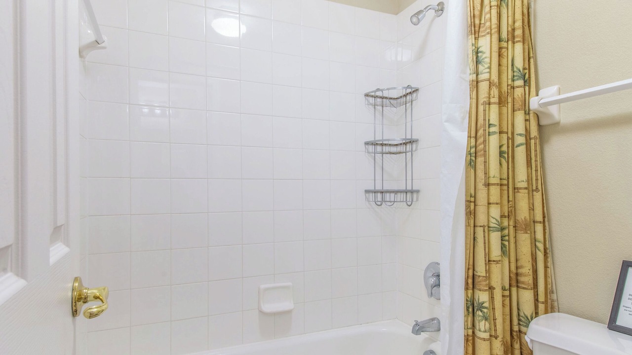 Photo of Bathroom in Highgate Park