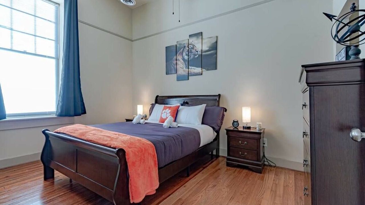 Photo of Bedroom in Central