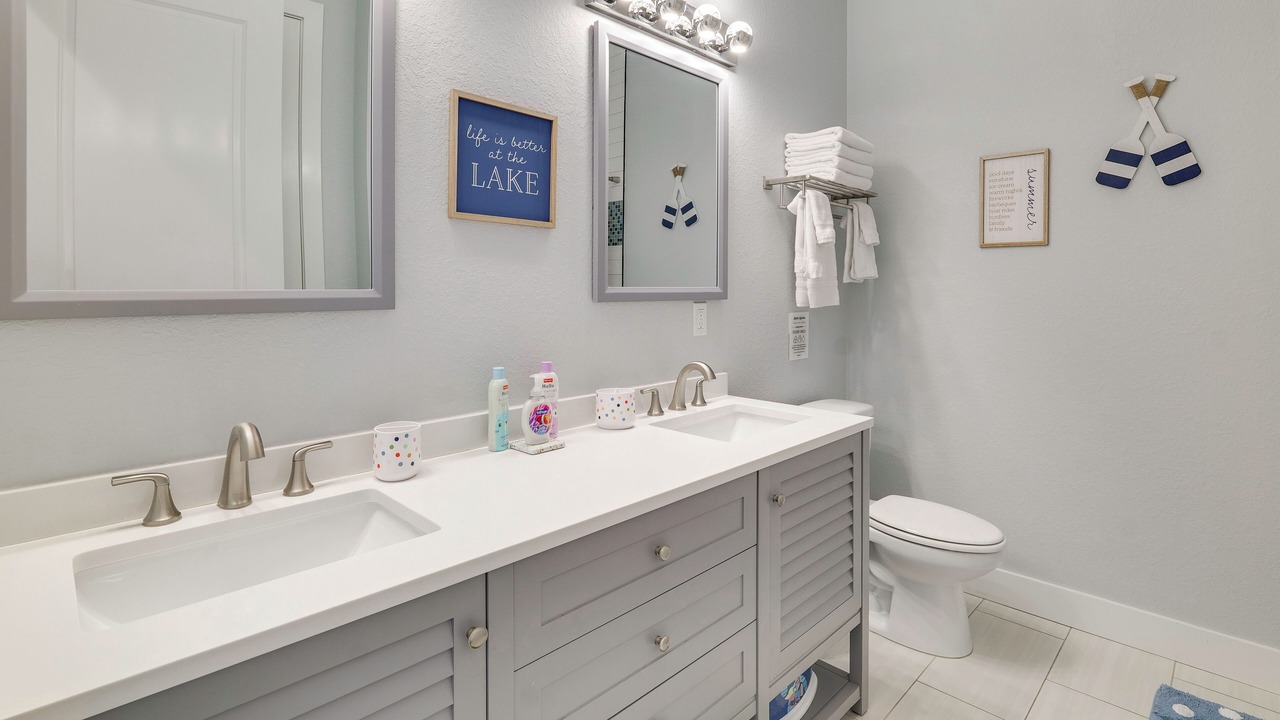 Photo of Bathroom in Sylvan Shores