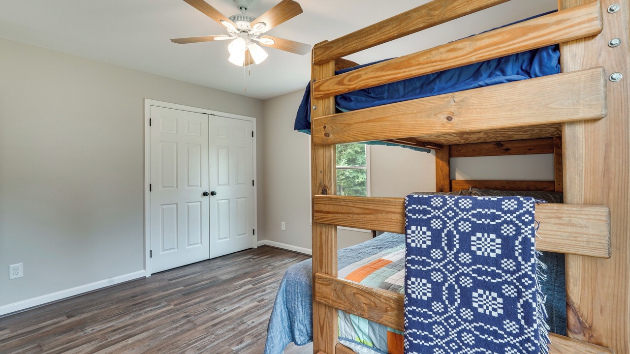 Photo of Bedroom in Tignall