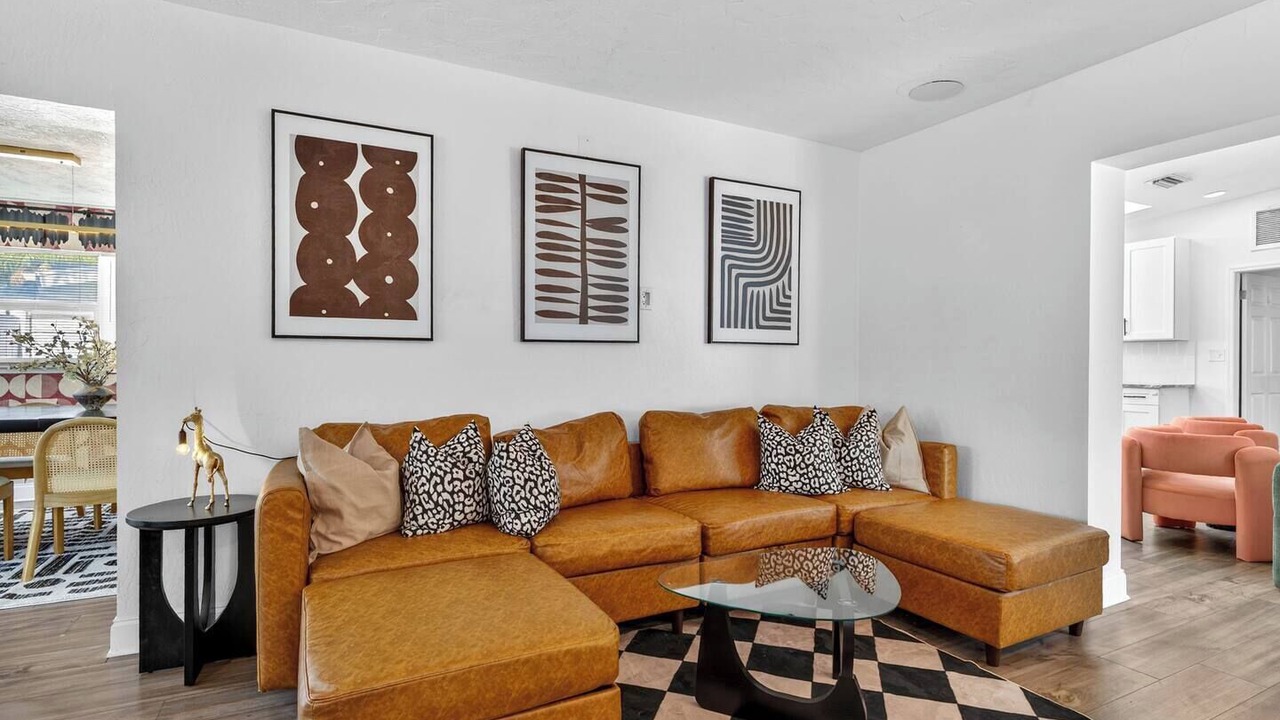Photo of Livingroom in Sun Bay South
