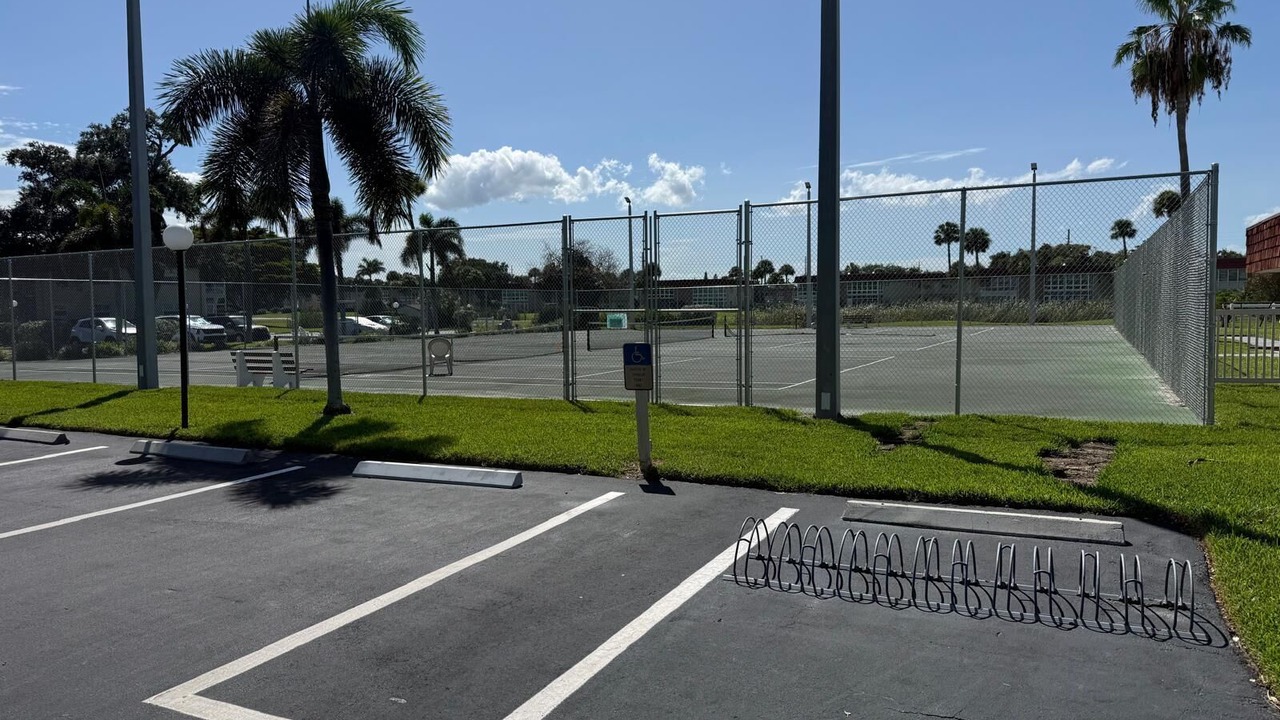 Photo of Others in Florida Ridge