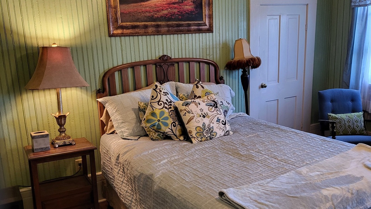 Photo of Bedroom in Statesboro