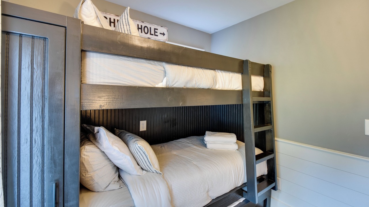 Photo of Bedroom in West Union