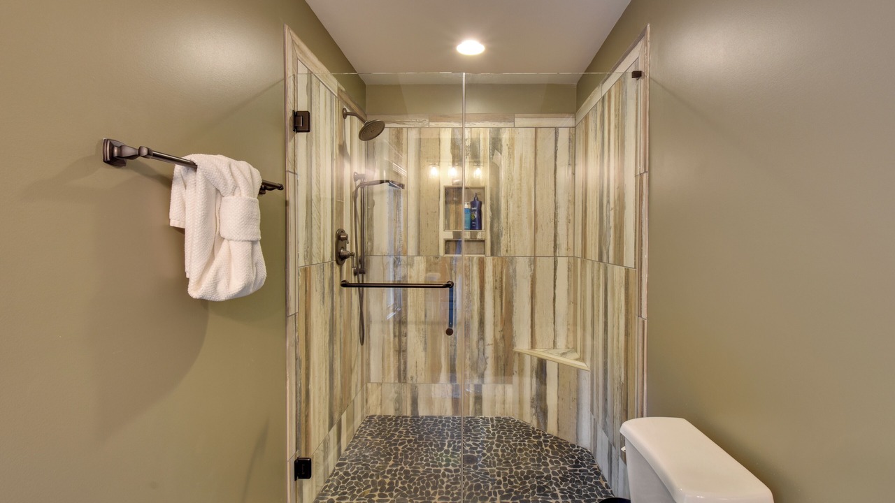 Photo of Bathroom in West Union