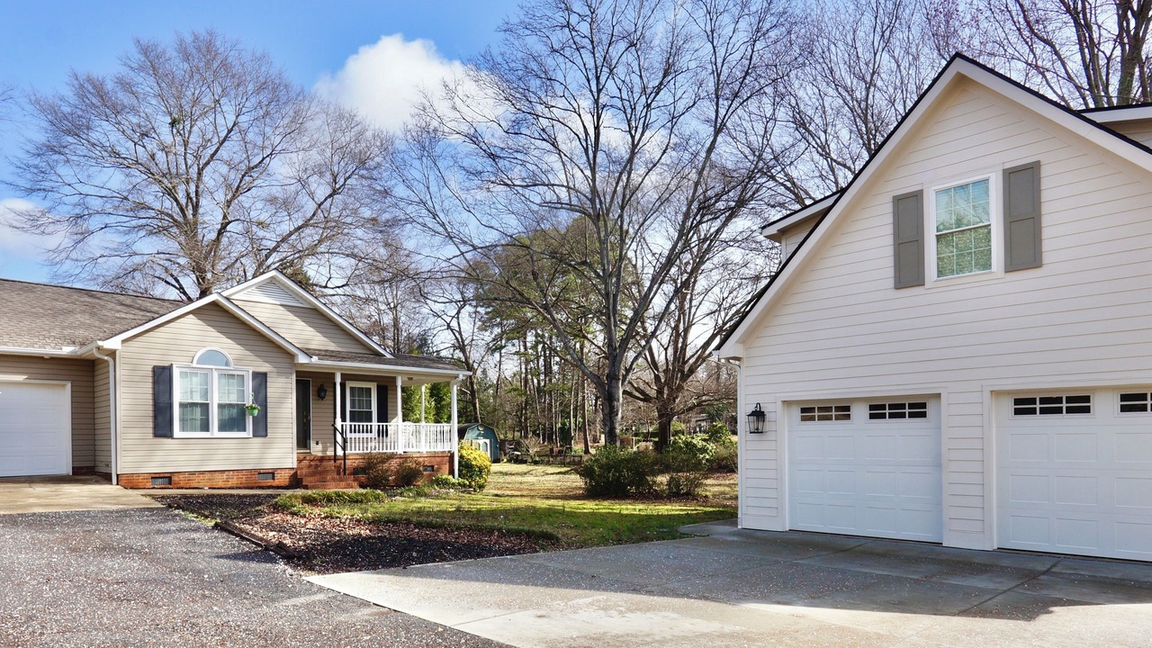 Photo of Outdoor in Greer