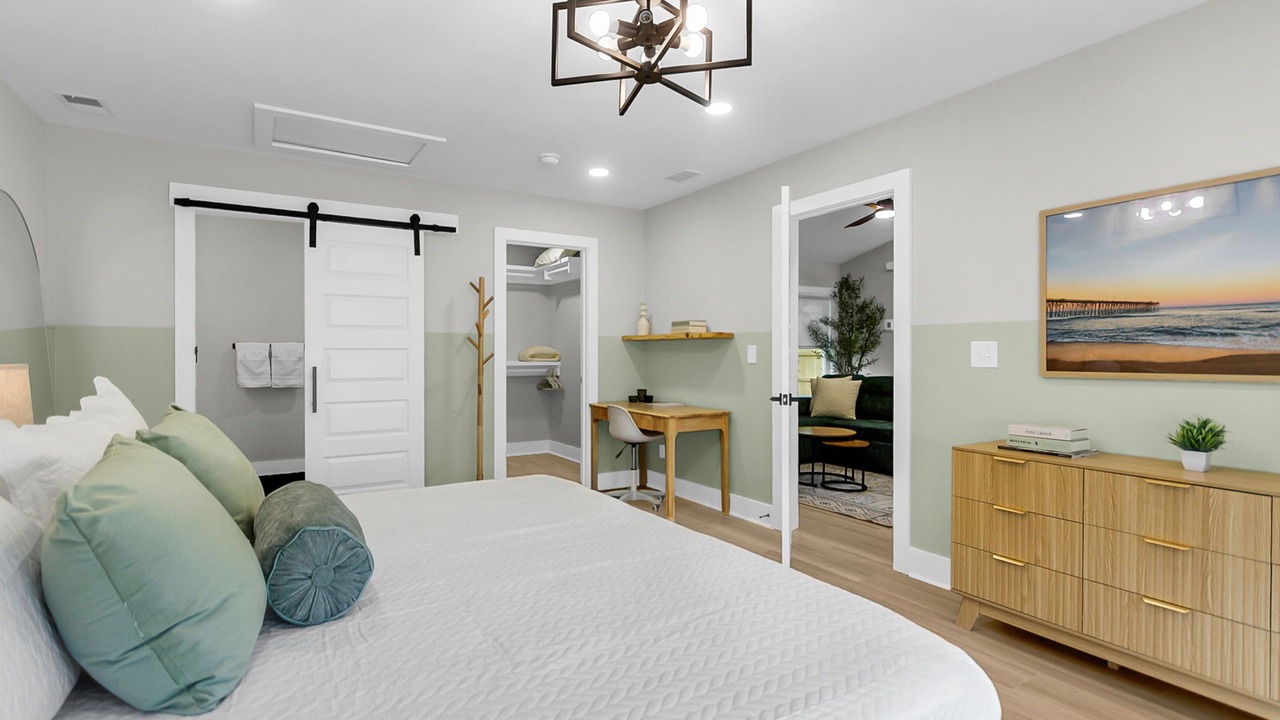 Photo of Bedroom in Hanahan