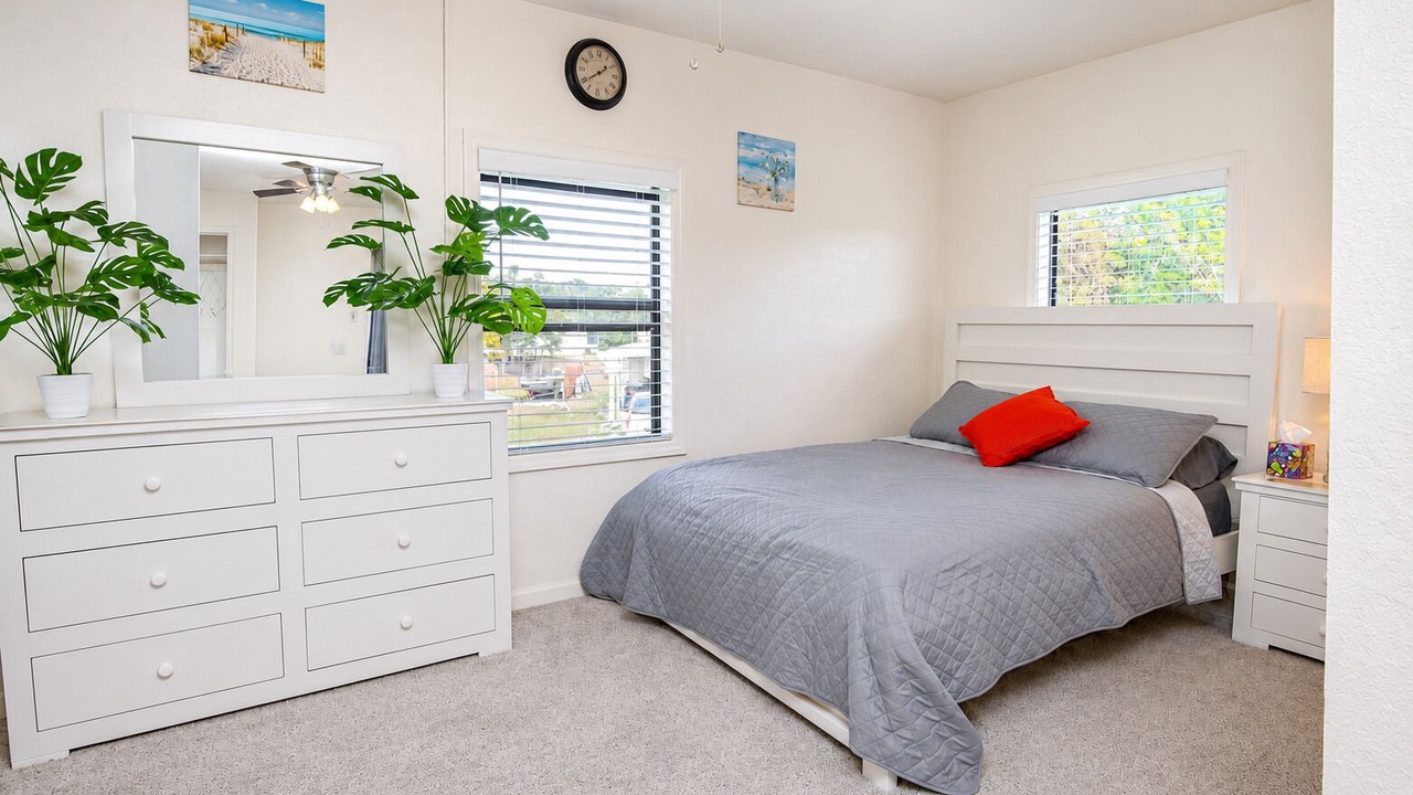 Photo of Bedroom in Crooked Lake Park