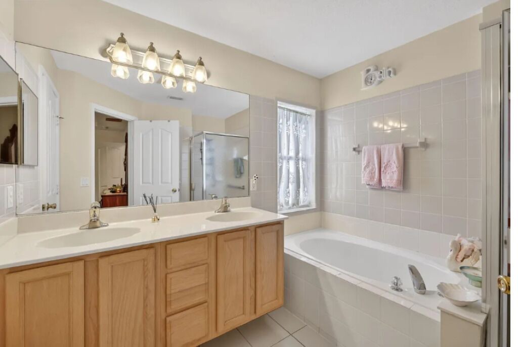 Photo of Bathroom in Port Saint Lucie