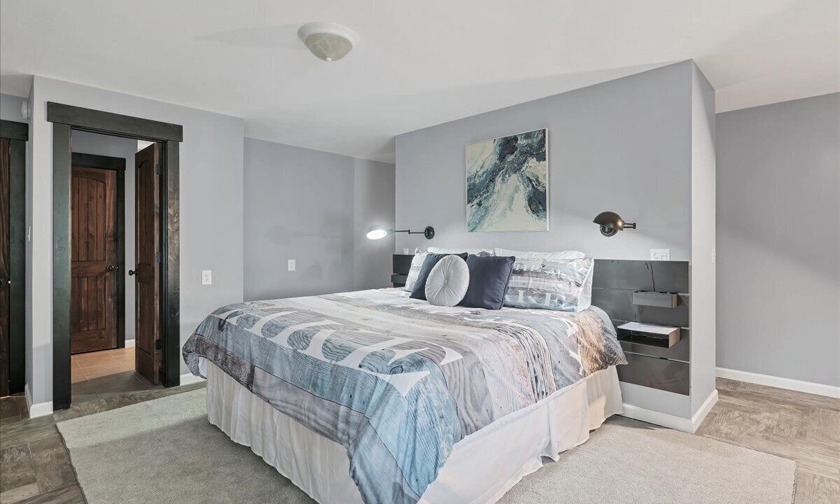 Photo of Bedroom in New London