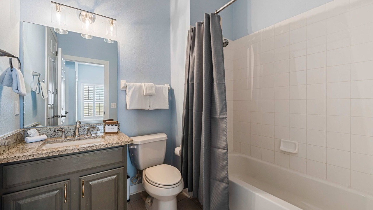 Photo of Bathroom in Highgate Park