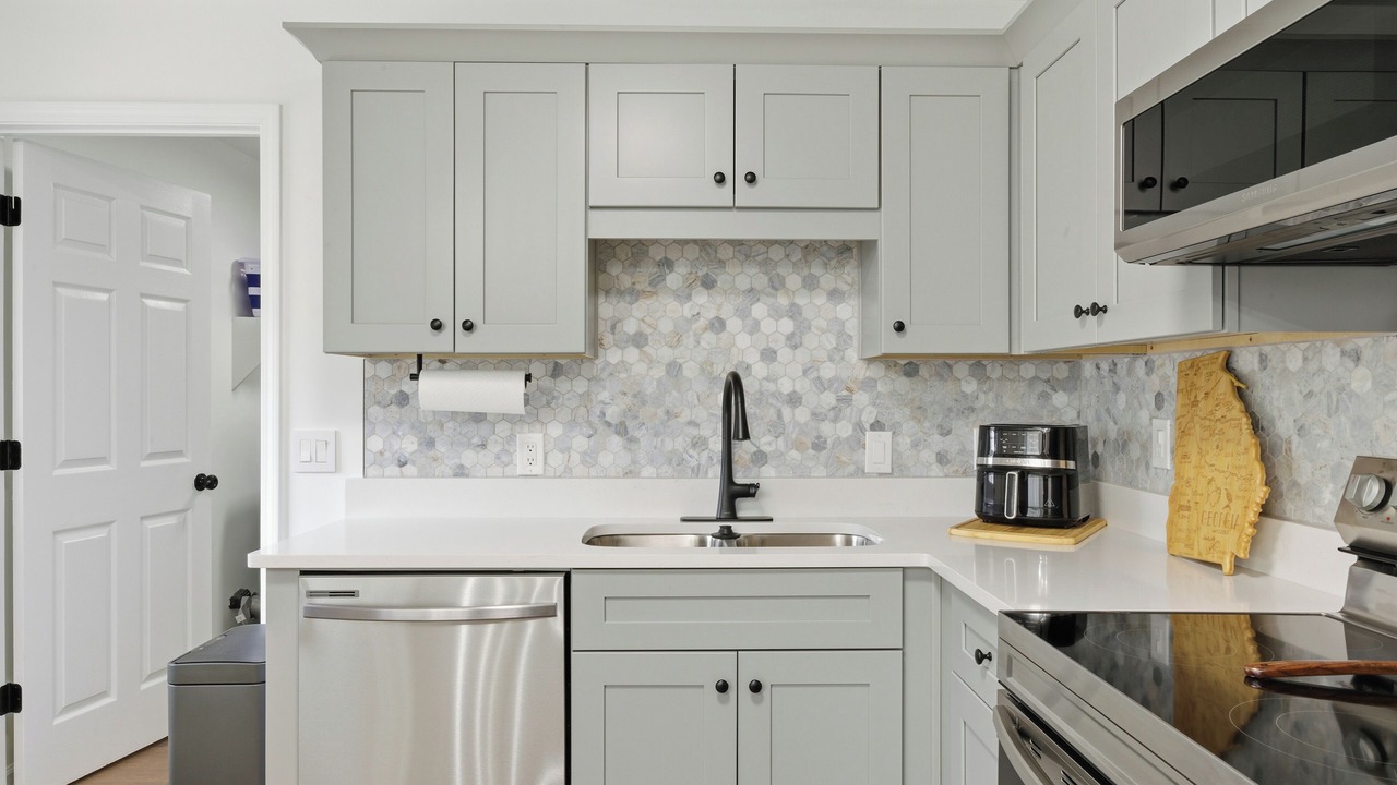Photo of Kitchen in Walthourville