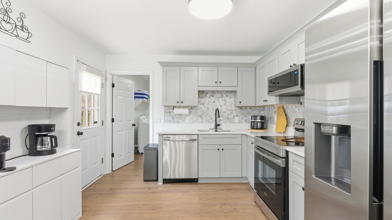 Photo of Kitchen in Walthourville