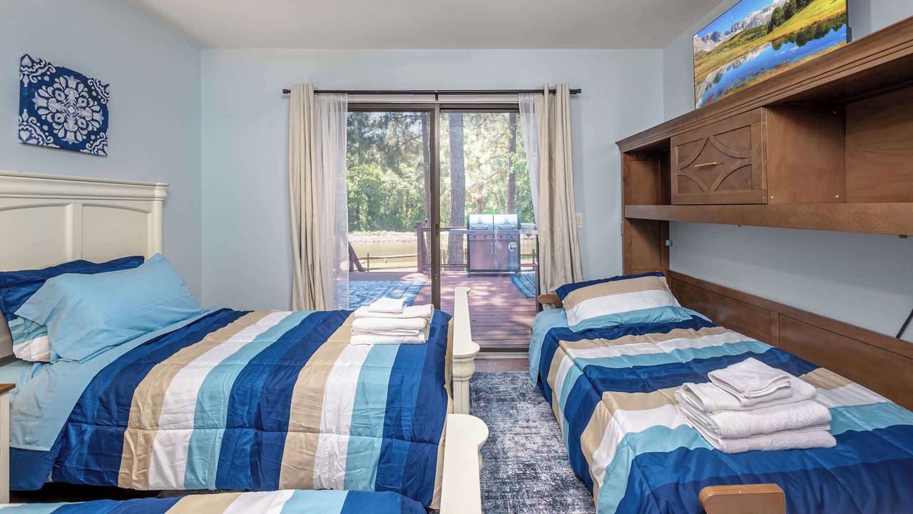 Photo of Bedroom in Olivia