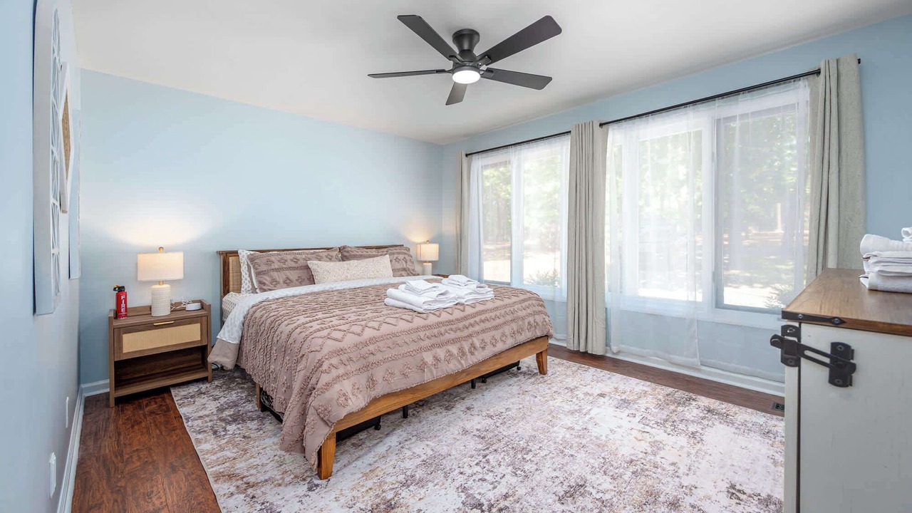 Photo of Bedroom in Olivia