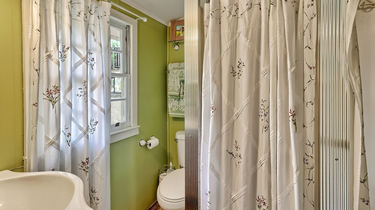 Photo of Bathroom in Ridgeway