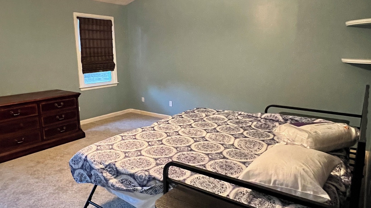 Photo of Bedroom in Evans