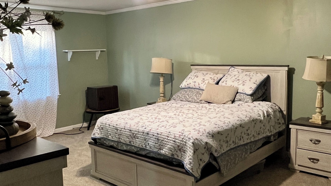 Photo of Bedroom in Evans