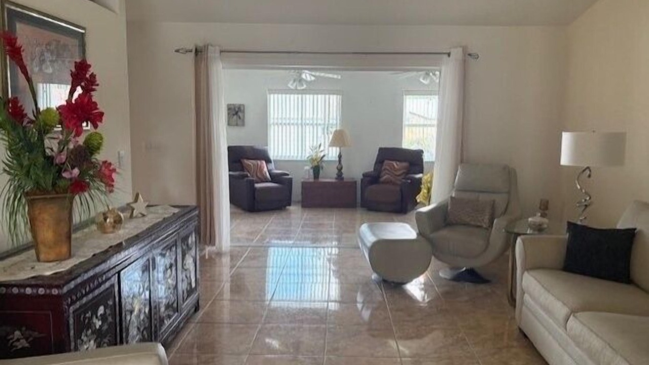 Photo of Livingroom in Sebastian Highlands