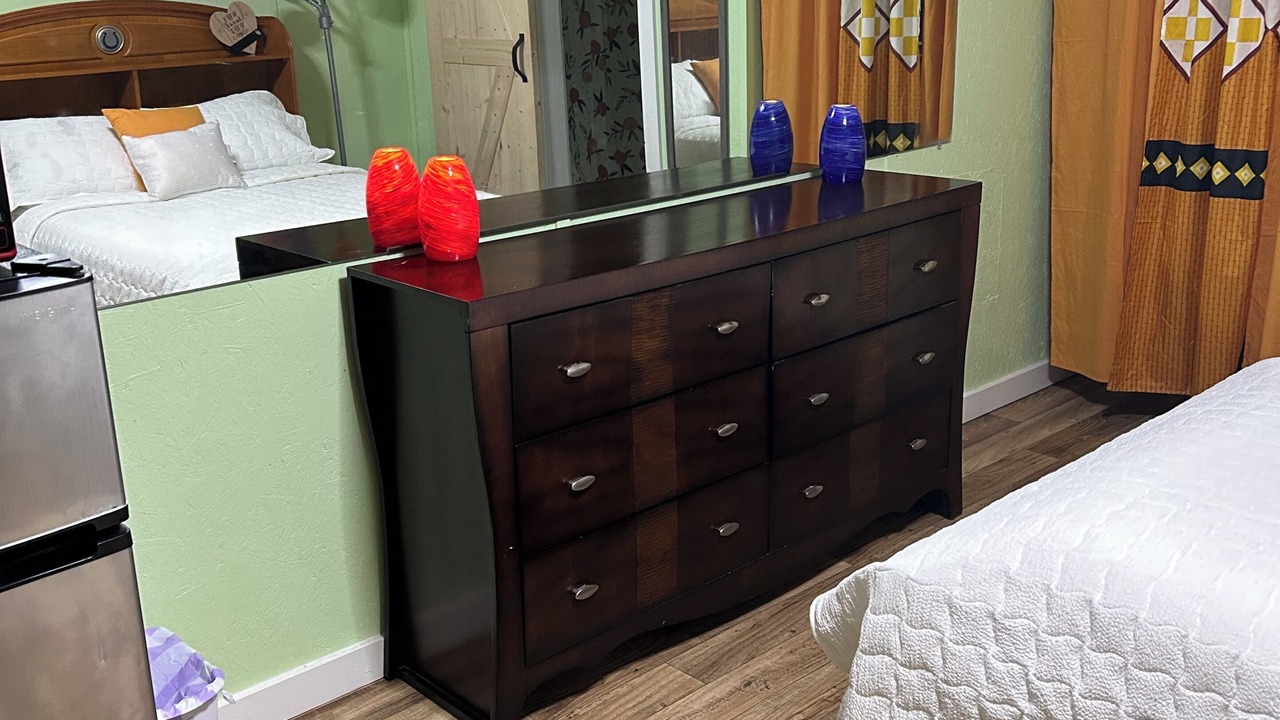 Photo of Bedroom in Garfield