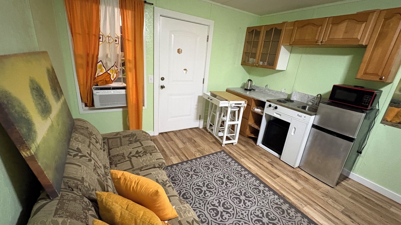 Photo of Livingroom in Garfield