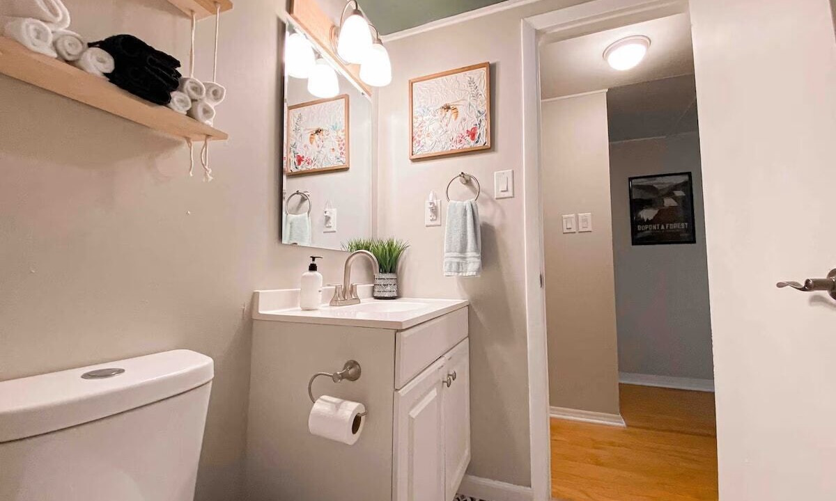 Photo of Bathroom in Penrose