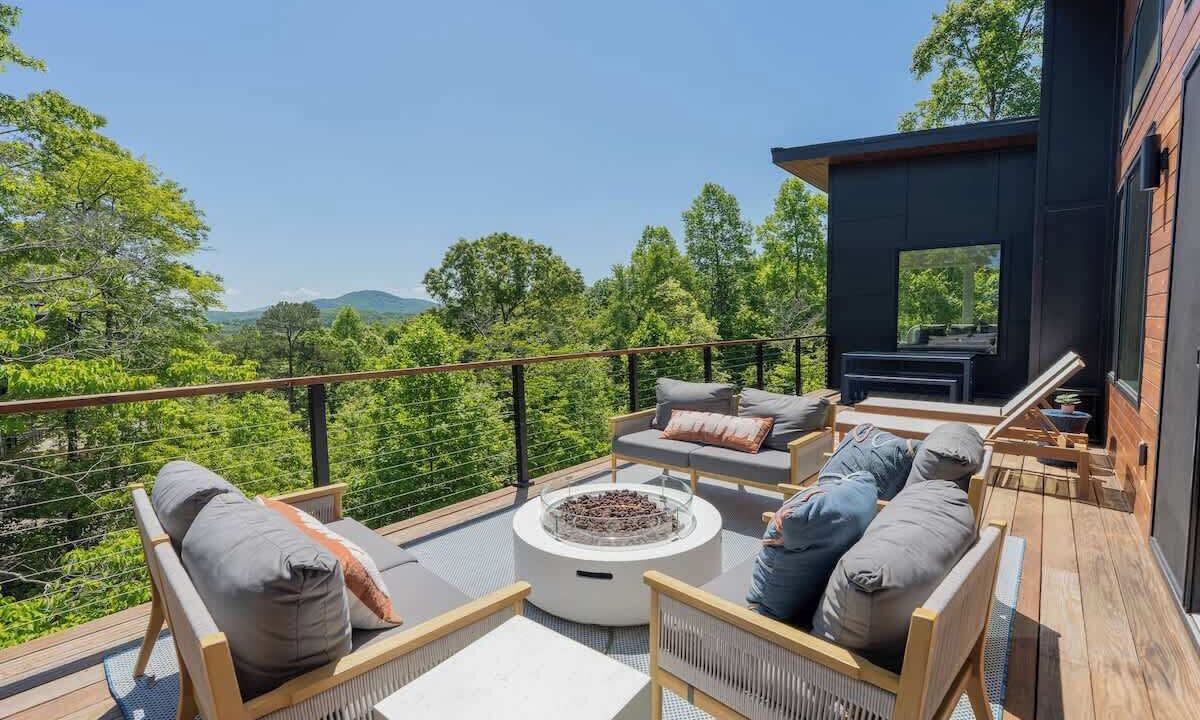 Photo of Patio Balcony in Young Harris