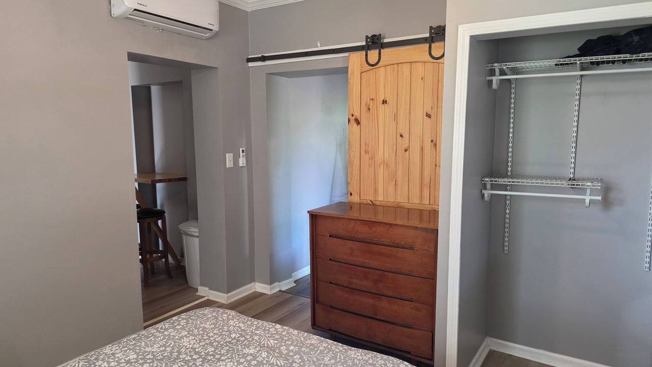 Photo of Bedroom in Startex