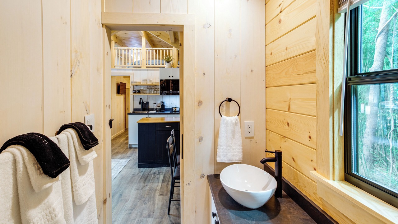 Photo of Bathroom in Chapin