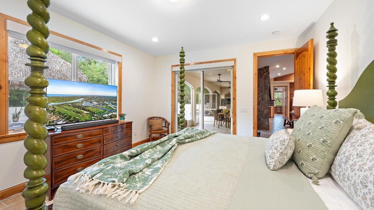 Photo of Bedroom in Jupiter Farms