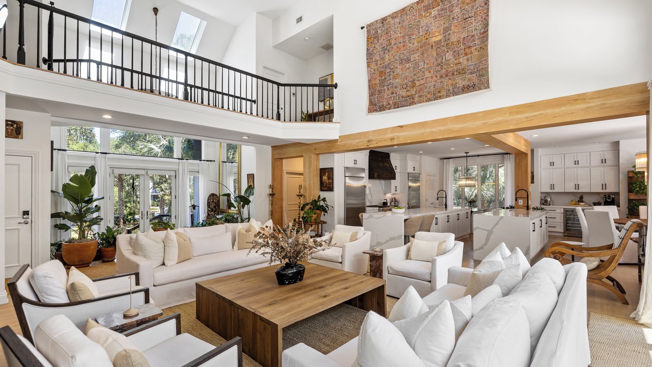Photo of Livingroom in West Beach