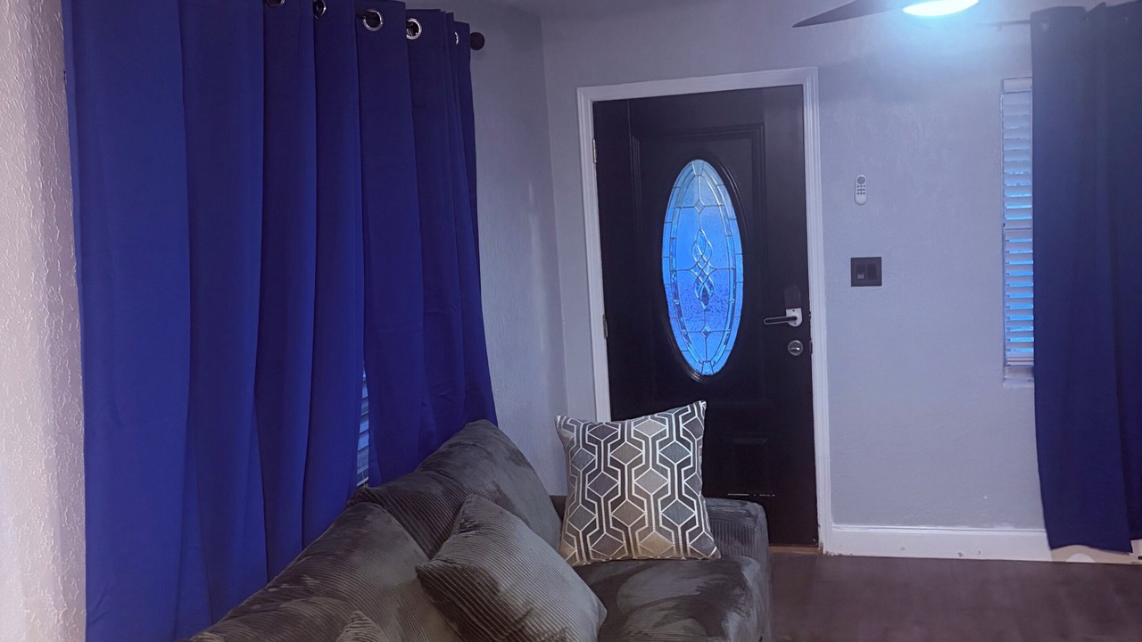Photo of Livingroom in Pine Hills