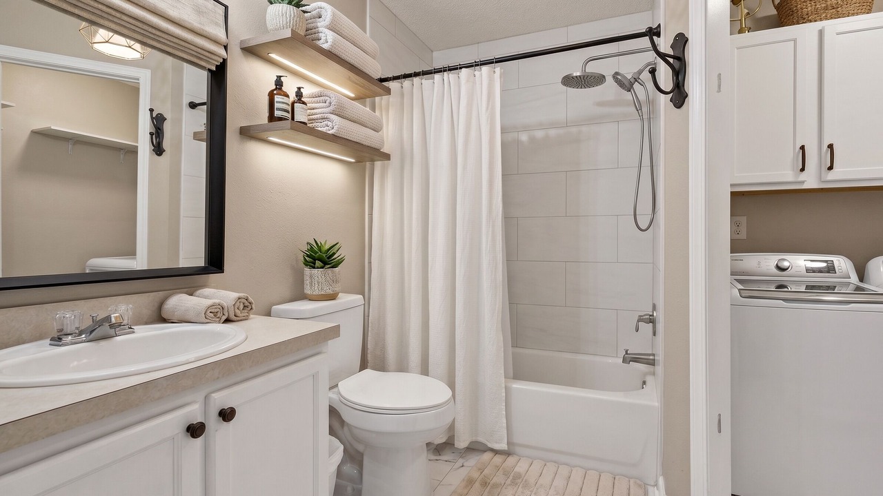 Photo of Bathroom in Chapin